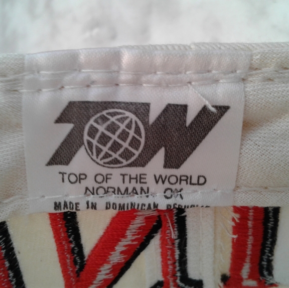 Vintage UNLV Runnin’ Rebels Top Of The World TOW Wave 7 1/8 Hat Cap university - Picture 6 of 7